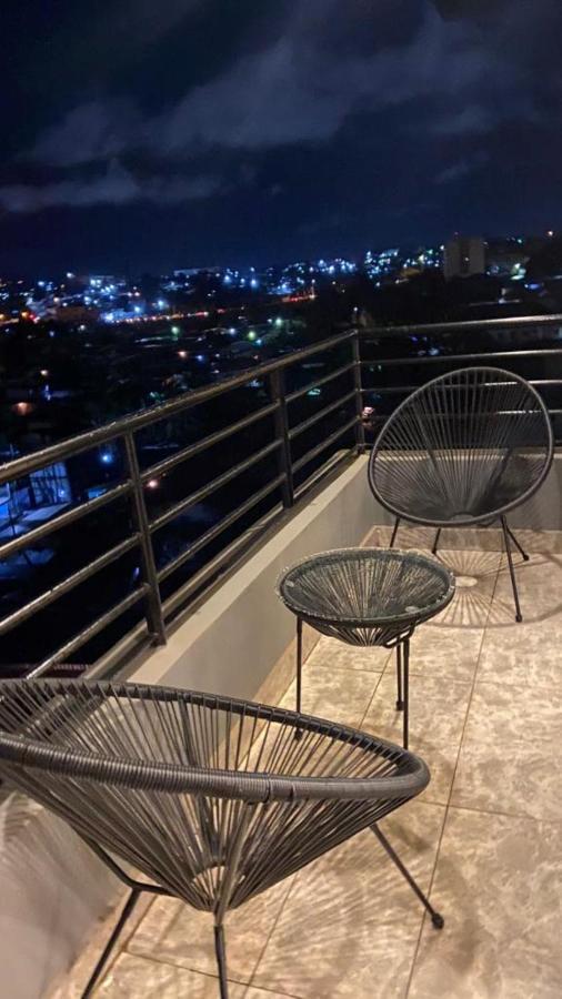 The One Apartment Yaounde Luaran gambar