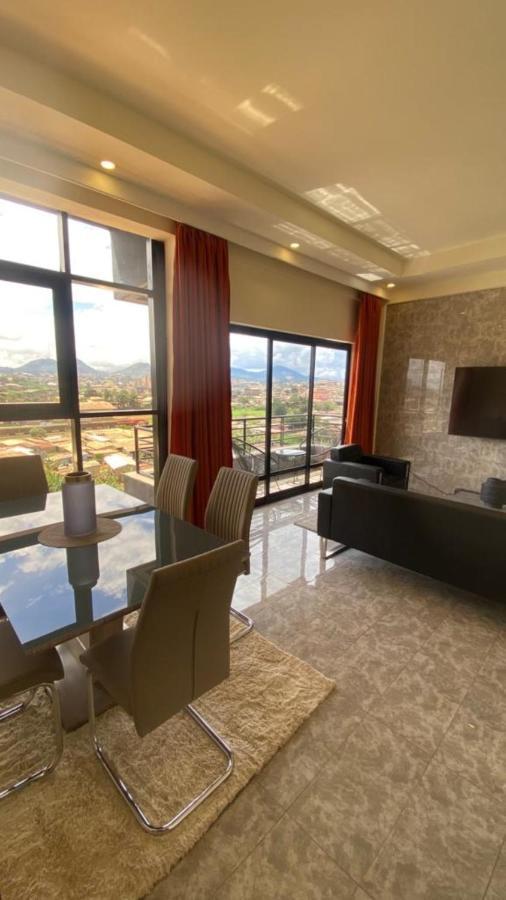 The One Apartment Yaounde Luaran gambar